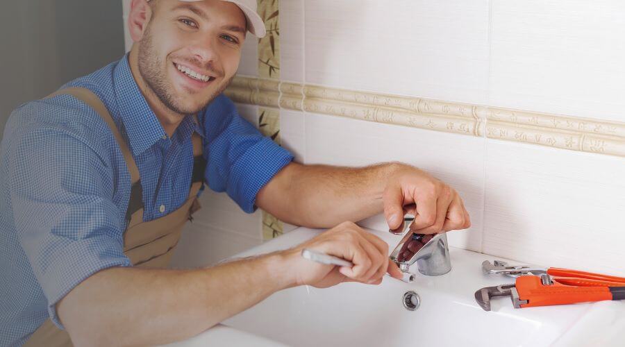 Professional clogged drains services in Strang, OK